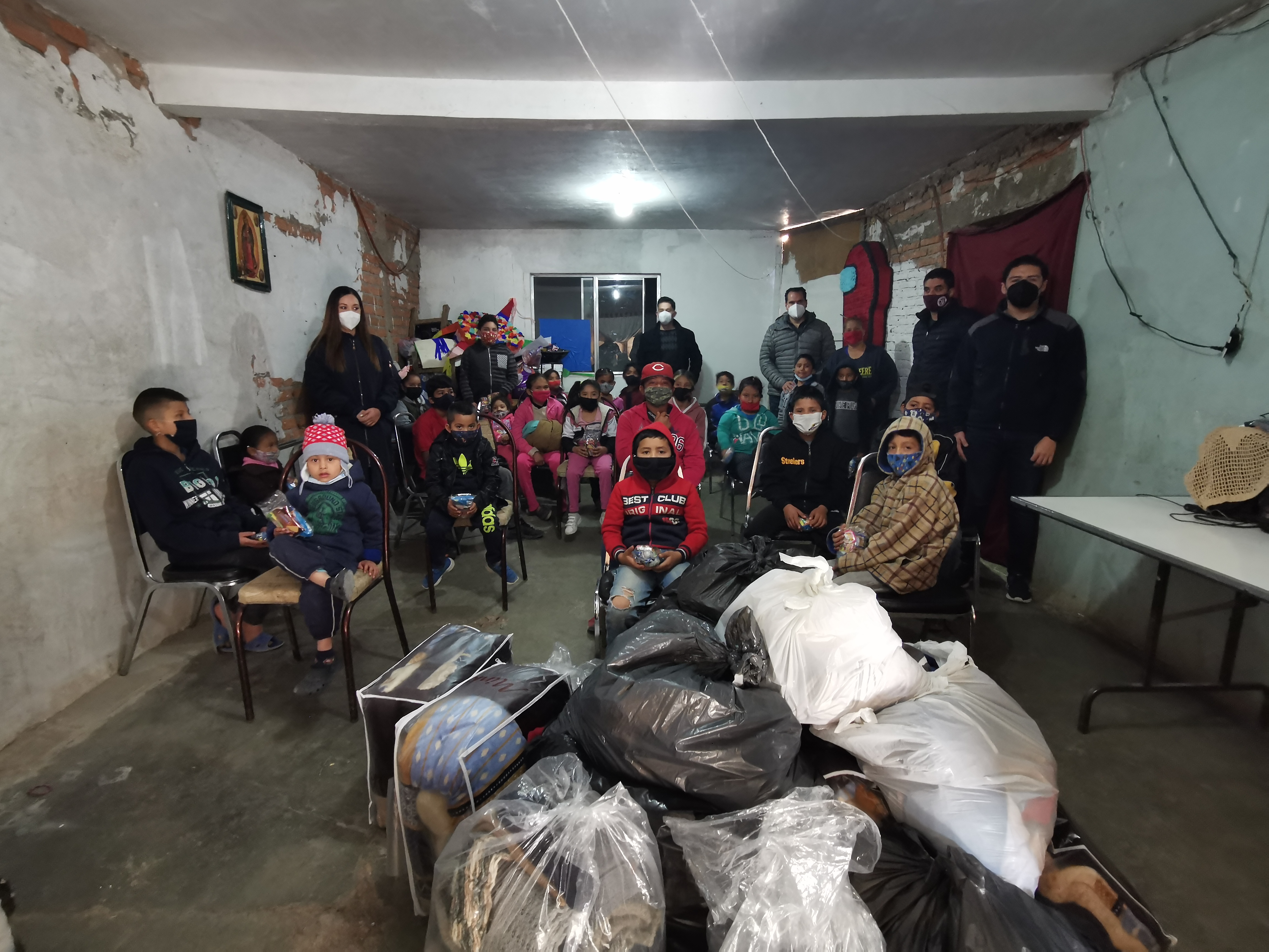 Niños de Comedor Infantil reciben apoyo