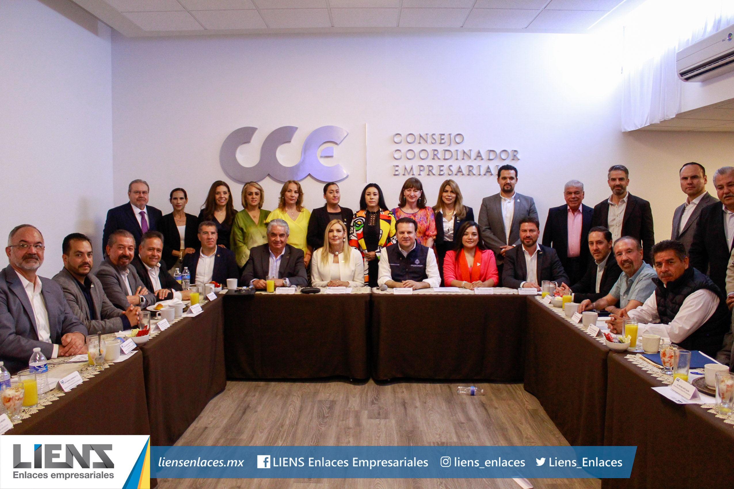 Empresarios del CCE conviven con el Gobernador